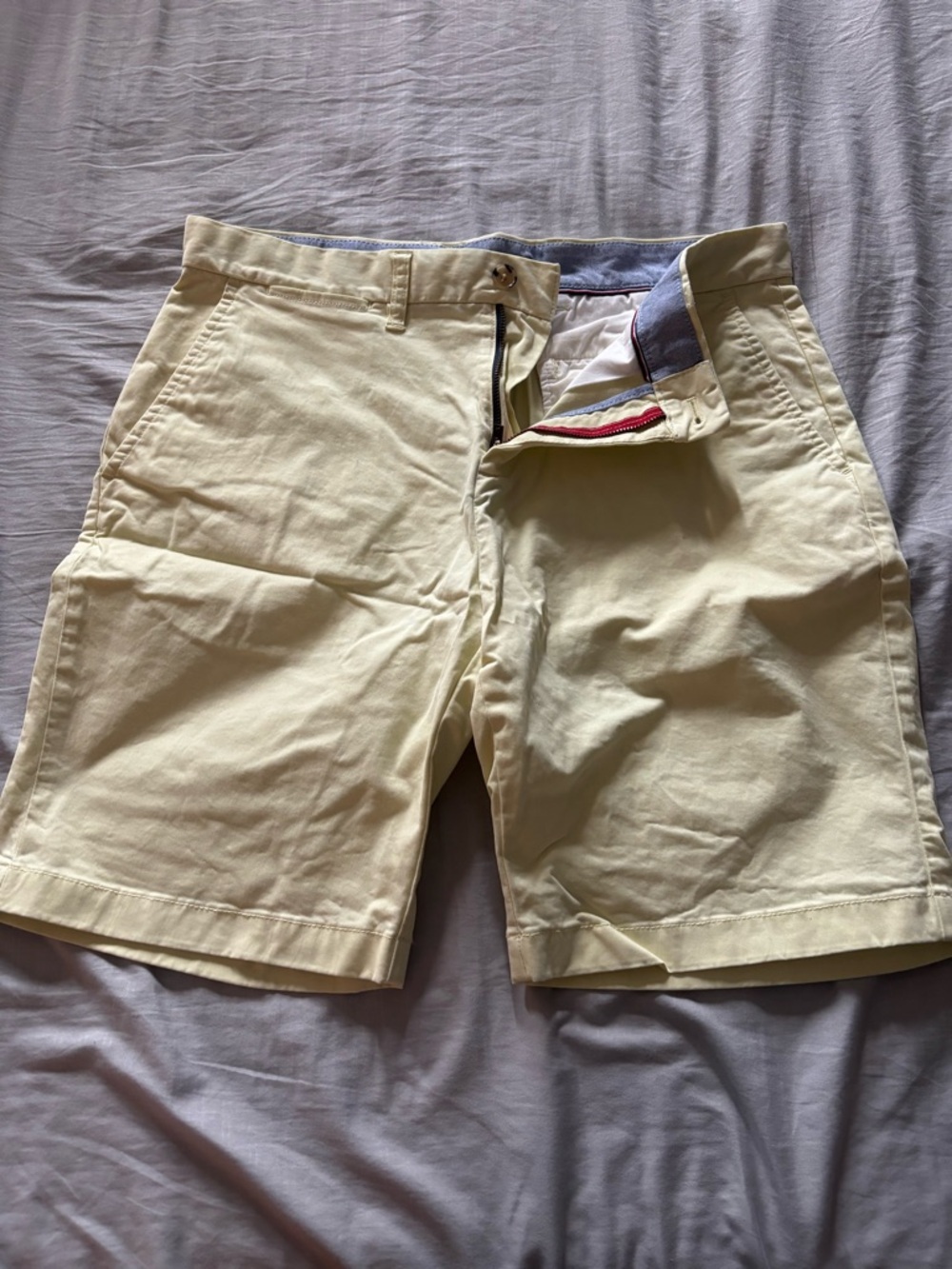 Tommy Hilfiger Men's Light Yellow Flat Front Shorts